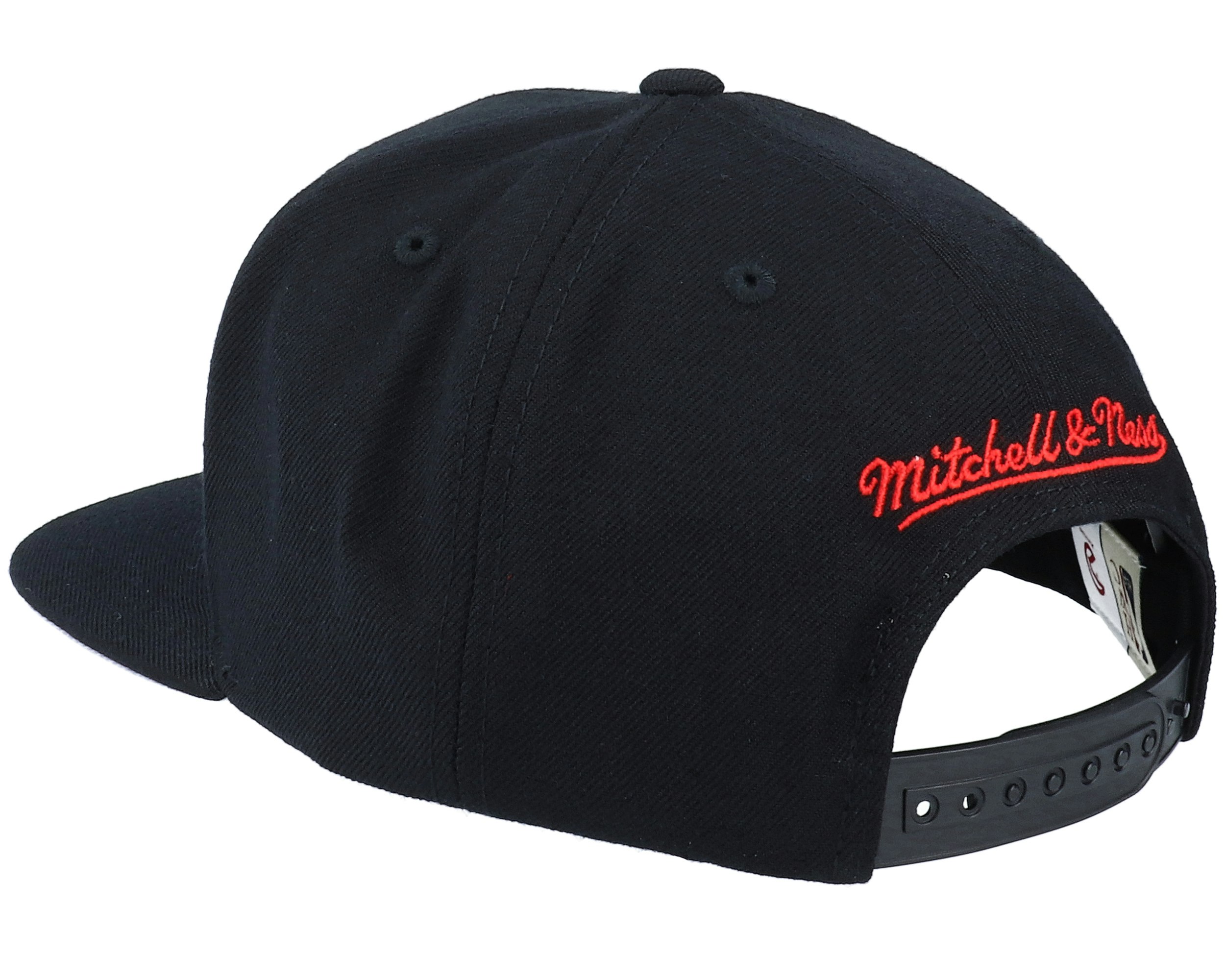 Mitchell & Ness Atlanta Hawks HW051 Wool Solid Black Snapback Cap Kappe Basecap